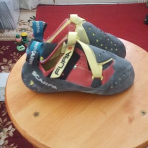 Scarpa Furia S   Euro size 42.5